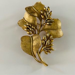 Trifari Vintage Gold-Tone Holly Berry Branch Brooch Pin